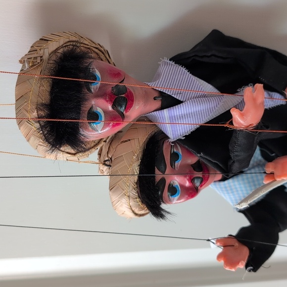 Colorful Handmade Marionettes - Picture 3 of 4